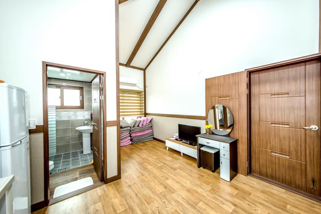 Jeju Myung House Villa Seogwipo Exterior foto